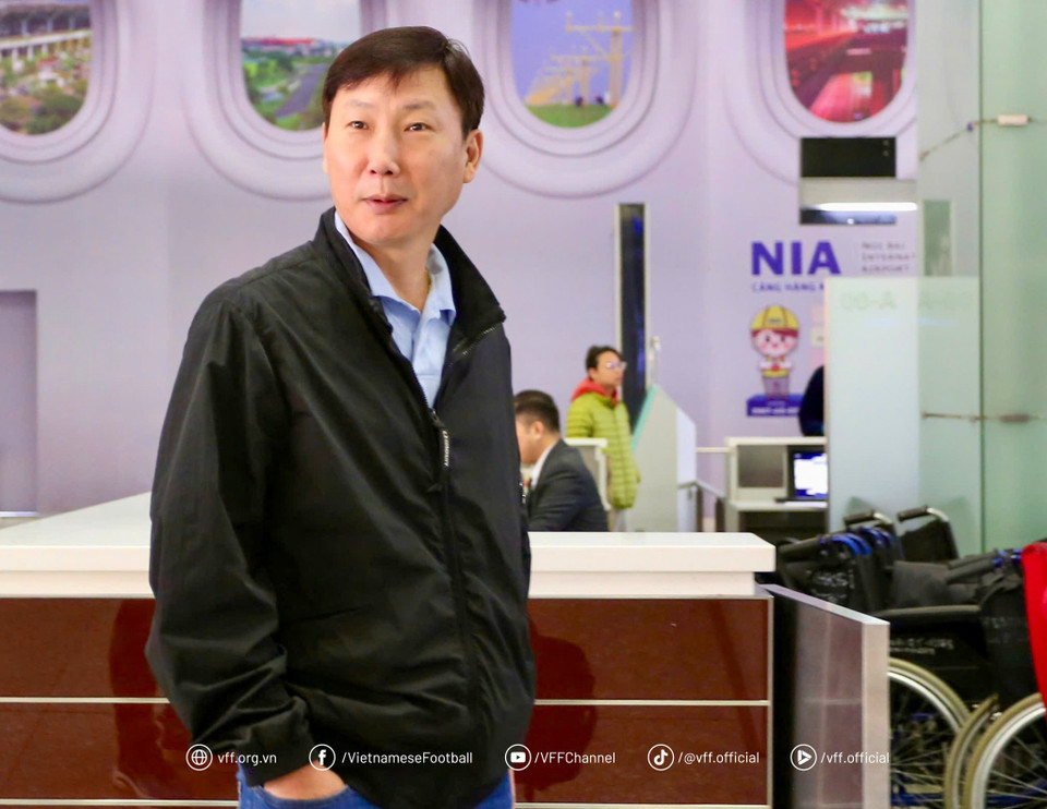 Ông Kim Sang-sik và các học trò đang hướng đến chiến thắng ngay trên đất Singapore vào ngày 26/12. (Nguồn: VFF)