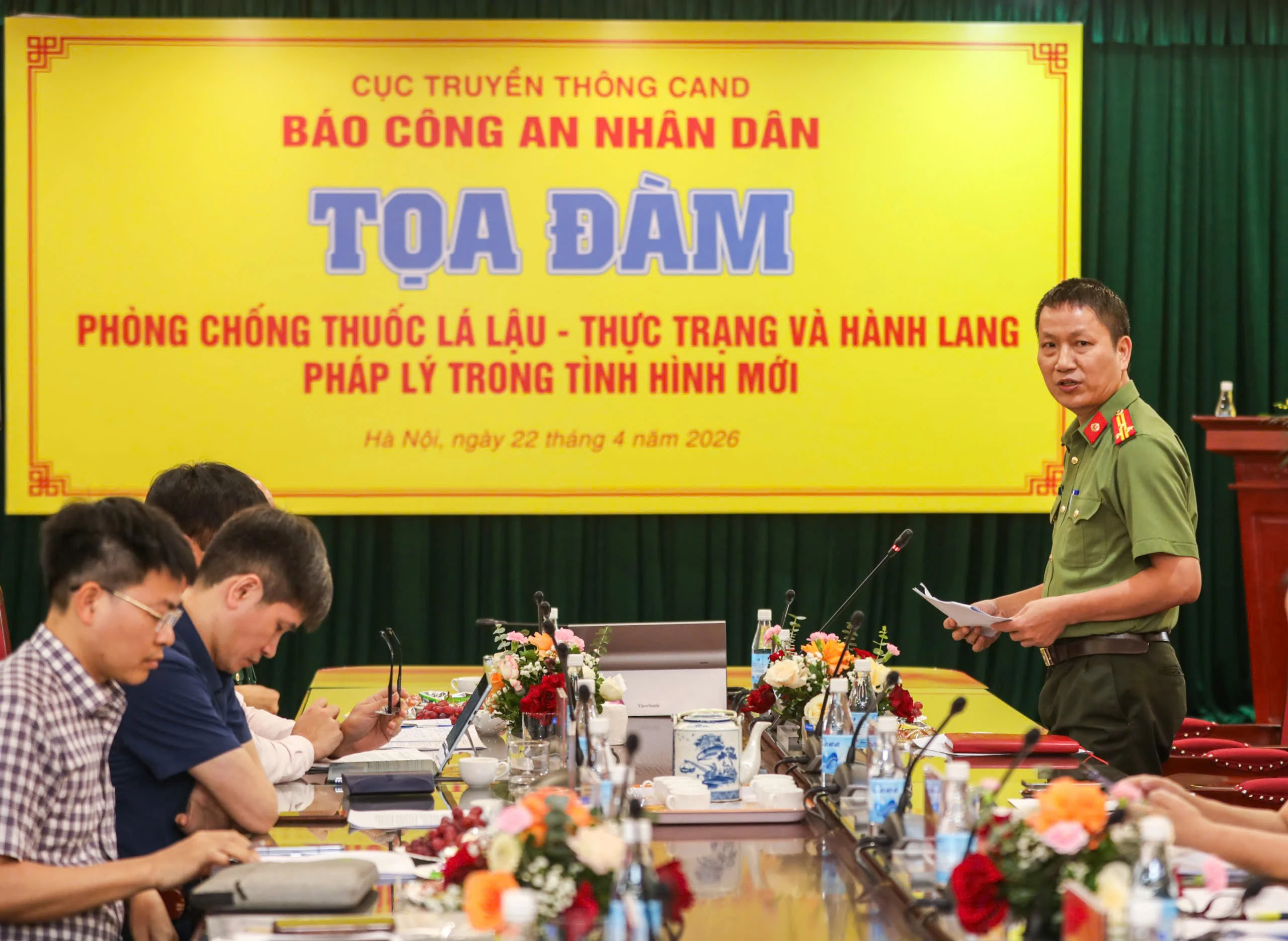 Đề xuất tăng mạnh mức xử phạt hành chính đối với hành vi buôn bán thuốc lá lậu