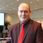 Ông Eric Van Vaerenbergh, chuyên gia năng lượng và giảng viên Trường Cao đẳng Kỹ nghệ Brussels (ECAM). (Ảnh: TTXVN phát)