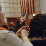 Một buổi lễ nhập quốc tịch Ntx ở Boston hồi tháng Tám. (Nguồn: The New York Times)