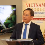 Ông Đỗ Minh Hùng, Đại sứ Việt Nam tại Anh, phát biểu tại sự kiện Tuần quảng bá hàng Việt Nam tại Anh năm 2026. (Ảnh: Hữu Tiến/TTXVN)