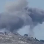 Khói bốc lên trong cuộc không kích của Israel tại Liban. [Nguồn: Al Jazeera]