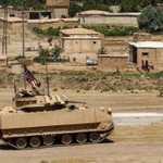 Quân đội Mỹ đã duy trì sự hiện diện tại Syria từ năm 2015 để hỗ trợ huấn luyện các lực lượng khác trong chiến dịch chống lại IS. (Ảnh: Getty)