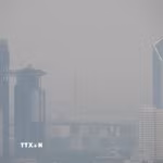 Khói mù ô nhiễm bao phủ Bangkok, Thái Lan. (Ảnh: THX/TTXVN)