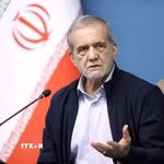 Tổng thống Iran Masoud Pezeshkian. (Ảnh: IRNA/TTXVN)