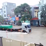 Đường Lương Ngọc Quyến, phường Phan Đình Phùng (Thái Nguyên) bị ngập sâu trong nước. (Ảnh minh họa: Trần Trang/TTXVN)