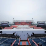 Khu vực sân vận động Mỹ Đình sẵn sàng cho Đại nhạc hội đặc biệt “Dưới lá cờ vẻ vang của Đảng”.