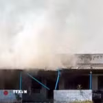 Hiện trường vụ nổ nhà máy sản xuất pháo hoa ở huyện Virudhunagar thuộc bang Tamil Nadu, Ấn Độ ngày 19/4/2026. (Ảnh: ANI/TTXVN)