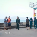 Lực lượng Quân sự thành phố Đà Nẵng phát hiện và tạm giữ một phương tiện bay không người lái (flycam) hoạt động trái phép trong khu vực cấm bay. (Ảnh: TTXVN phát)
