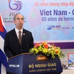 Đại sứ nước Cộng hòa Cuba tại Việt Nam Rogelio Polanco Fuentes phát biểu tại buổi lễ ra mắt Đặc san "Việt Nam - Cuba: 65 năm chung nhịp đập hữu nghị" (Ảnh: An Đăng/TTXVN)