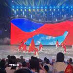 Chương trình nghệ thuật tại Gala nghệ thuật “Tổ quốc bình yên” do Bộ Công an phối hợp với thành phố Đà Nẵng tổ chức. (Ảnh: Khoa Chương/TTXVN)