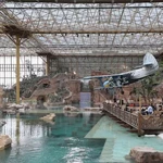 Khu thắng cảnh rộng 4ha duy trì khí hậu xích đạo quanh năm, là nơi sinh sống của hàng trăm loài động thực vật trên các cảnh quan nhiệt đới liên kết với nhau. (Ảnh: Pairi Daiza)