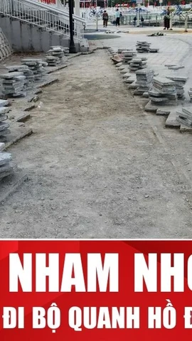 Đường đi bộ bị chiếm dụng kinh doanh, vỉa hè Hồ Đống Đa bị đục phá nham nhở