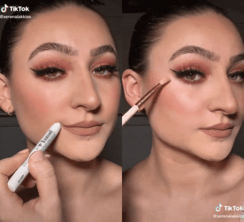 Tạo khổi bằng eyeliner màu trắng, bạn đã thử mẹo trang điểm này chưa? ảnh 1