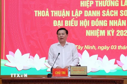 Ông Nguyễn Thanh Hải, Phó Bí thư Tỉnh ủy, Chủ tịch Ủy ban MTTQ Việt Nam tỉnh Tây Ninh, phát biểu tại Hội nghị. (Ảnh: Bùi Giang/TTXVN)