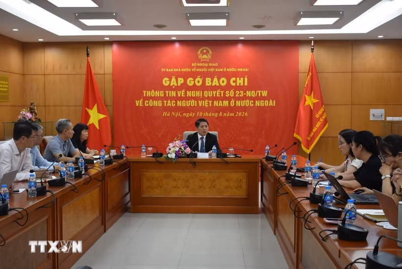 Toàn cảnh buổi gặp mặt báo chí, thông tin về Nghị quyết số 23-NQ/TW về công tác người Việt Nam ở nước ngoài. (Ảnh: Diệp Trương/TTXVN)