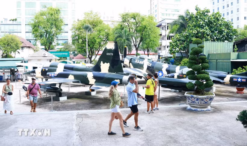 Bảo tàng Chứng tích Chiến tranh chuẩn bị ra mắt một không gian văn hóa độc đáo nhằm tăng trải nghiệm cho du khách vào ban đêm. (Ảnh: Hữu Duyên/TTXVN)