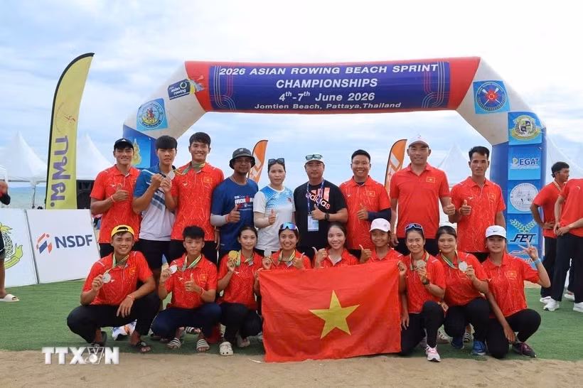 Đội tuyển rowing biển Việt Nam gặt hái nhiều thành công tại Giải vô địch rowing biển châu Á 2026. (Ảnh: TTXVN phát)