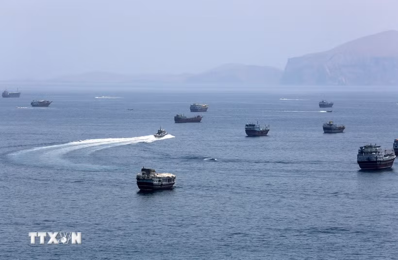 Quang cảnh eo biển Hormuz ngày 20/6. (Ảnh: THX/TTXVN phát)