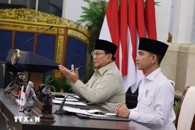 Tổng thống Indonesia Prabowo Subianto phát biểu tại cuộc họp Nội các. (Ảnh: Minh Thái/TTXVN).