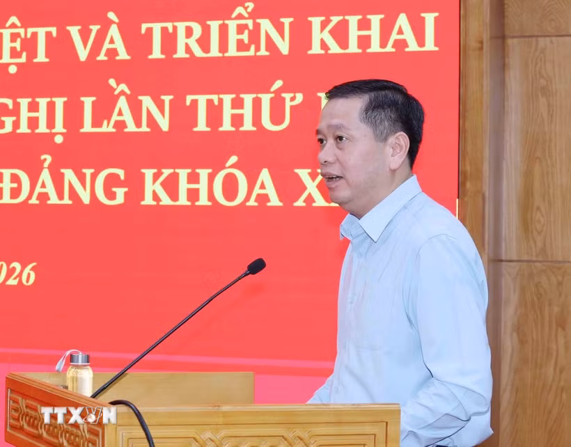 Đồng chí Nguyễn Long Hải, Uỷ viên Trung ương Đảng, Phó Bí thư Thường trực Đảng uỷ các cơ quan Đảng Trung ương quán triệt, triển khai thực hiện Quy định số 208/QĐ/TW và Kết luận số 76-KL/TW. (Ảnh: Phương Hoa/TTXVN)