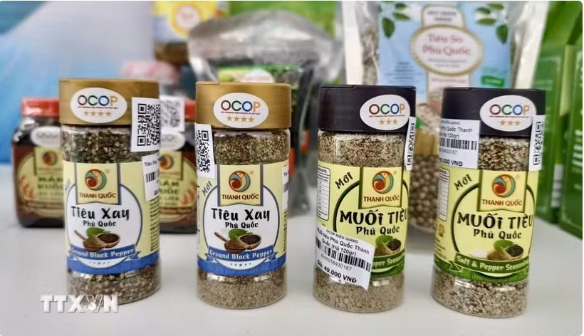 Sản phẩm tiêu Phú Quốc đạt OCOP 3 sao. (Ảnh: Thanh Sang/TTXVN) 