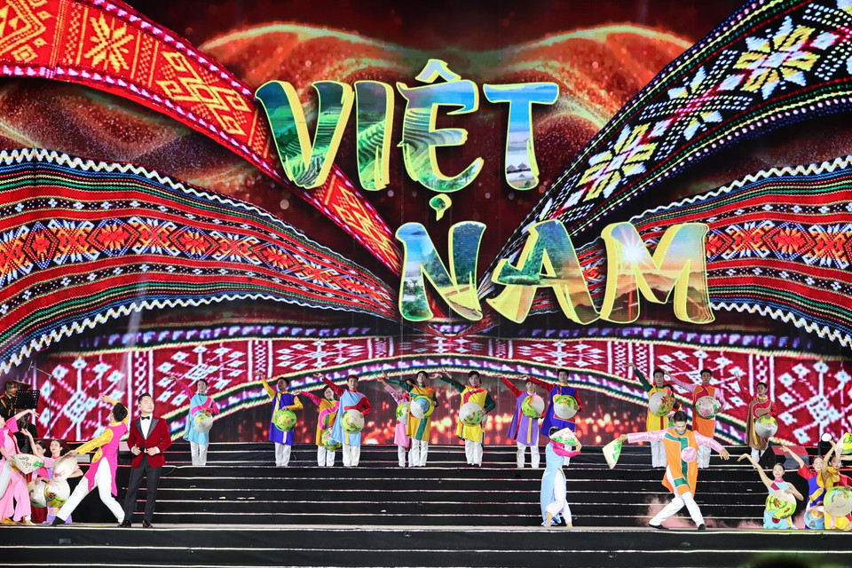 Tất cả tạo nên một Việt Nam đoàn kết, vững mạnh, giàu có về văn hóa, đậm đà bản sắc dân tộc. (Ảnh: Minh Anh/Vietnam+)