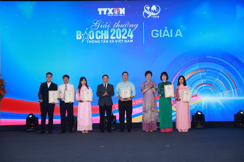 Giải Báo chí Thông tấn xã Việt Nam năm 2024 có 30 giải khuyến khích, 18 giải C, 14 giải B và 6 giải A các thể loại và 2 giải thưởng chuyên đề. (Ảnh: Hoài Nam/Vietnam+)