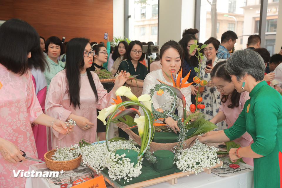 Ban Biên tập tin Thế giới. (Ảnh: PV/Vietnam+)