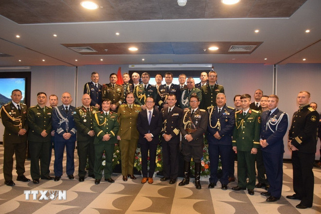 ttxvn-dai-su-quan-viet-nam-tai-chile-ky-niem-80-nam-quoc-khanh2.jpg
