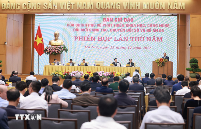 Phiên họp lần thứ năm của BCĐ của Chính phủ về phát triển khoa học, công nghệ, đổi mới sáng tạo, chuyển đổi số và Đề án 06. (Ảnh: Dương Giang/TTXVN) ttxvn-thu-tuong-chu-tri-hop-ban-chi-dao-ve-phat-trien-khoa-hoc-cong-nghe2.jpg