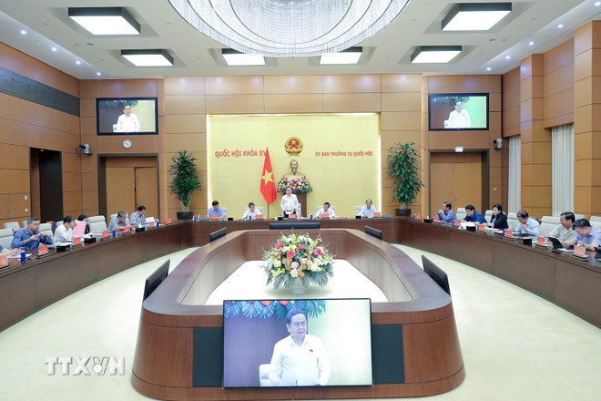 Chủ tịch Quốc hội Trần Thanh Mẫn phát biểu. (Ảnh: Doãn Tấn/TTXVN) ttxvn-chu-tich-quoc-hoi-chu-tri-hoi-nghi-voi-cac-to-truong-to-dang-truong-doan-dai-bieu-quoc-hoi4.jpg