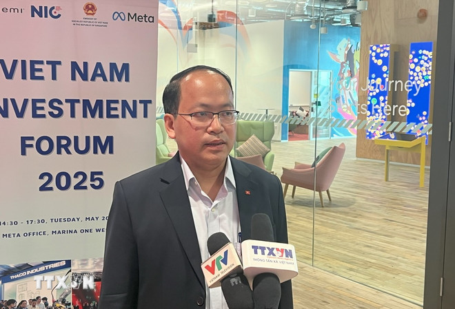 លោក Vu Quoc Huy នាយកមជ្ឈមណ្ឌលនវានុវត្តន៍ជាតិ (NIC) ក្នុងបទសម្ភាសន៍ជាមួយ VNA។ (រូបថត៖ Tat Dat/VNA) ttxvn-ong-vu-quoc-huy-giam-doc-trung-tam-doi-moi-sang-tao-quoc-gia.jpg