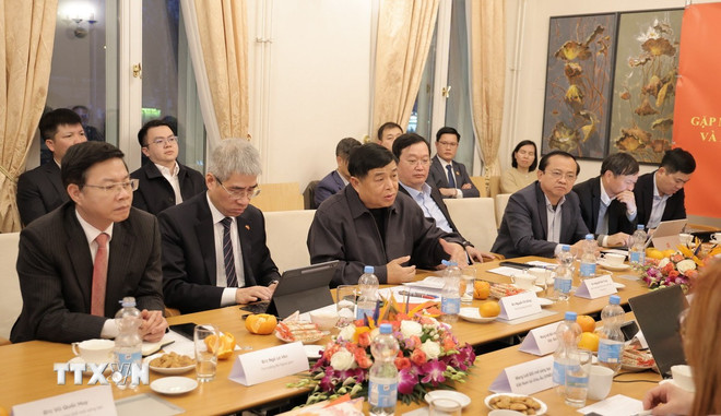 ttxvn-huy-dong-nguon-tri-thuc-goc-viet-dong-gop-cho-su-phat-trien-cua-dat-nuoc3.jpg