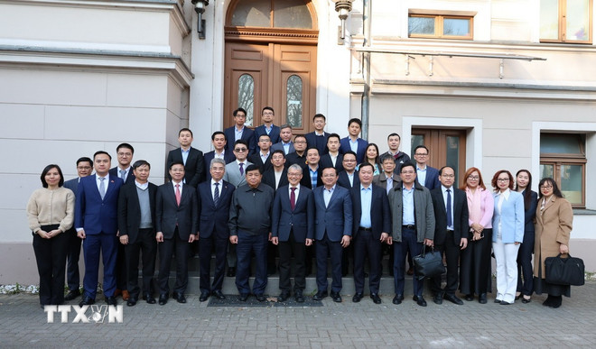 ttxvn-huy-dong-nguon-tri-thuc-goc-viet-dong-gop-cho-su-phat-trien-cua-dat-nuoc4.jpg