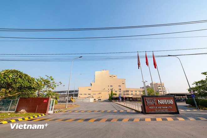 Nestlé có nhiều đóng góp tích cực cho sự phát triển kinh tế-xã hội của địa phương. vnp-nestle-caphe3.jpg