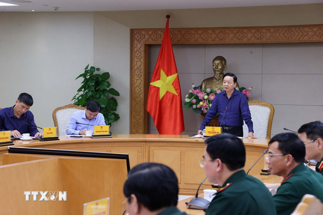 Phó Thủ tướng Trần Hồng Hà phát biểu chỉ đạo cuộc họp. (Ảnh: Văn Điệp/TTXVN) ttxvn-pho-thu-tuong-tran-hong-ha-hop-ung-pho-con-bao-matmo5.jpg