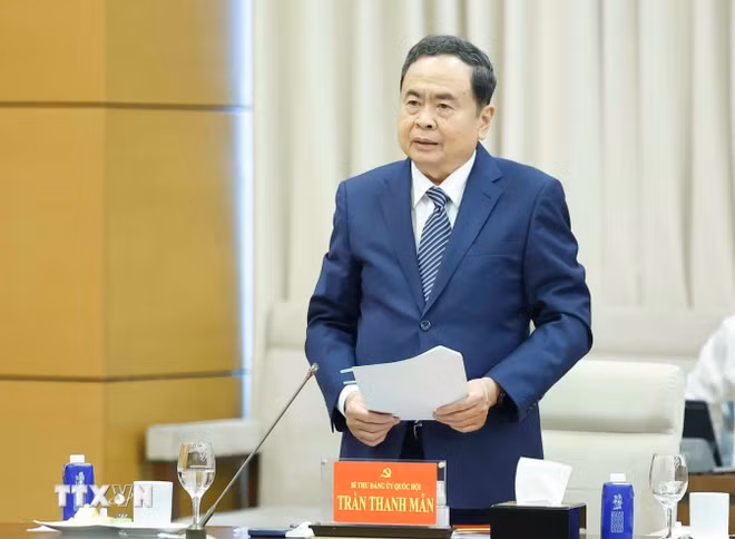 Đồng chí Trần Thanh Mẫn, Ủy viên Bộ Chính trị, Bí thư Đảng uỷ Quốc hội, Chủ tịch Quốc hội phát biểu. (Ảnh: Thống Nhất/TTXVN) ttxvn-doan-kiem-tra-giam-sat-so-10-cua-bo-chinh-tri-ban-bi-thu-thong-qua-du-thao-bao-cao-voi-ban-thuong-vu-dang-uy-quoc-hoi6.jpg