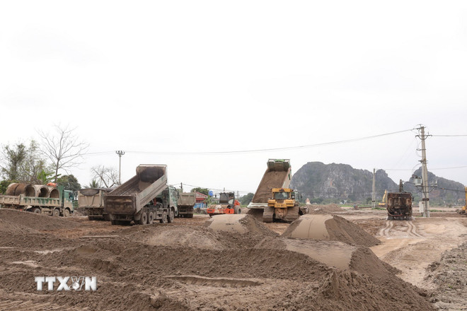 ttxvn-ninh-binh-day-nhanh-tien-do-thi-cong-du-an-cao-toc-ninh-binh-hai-phong3.jpg
