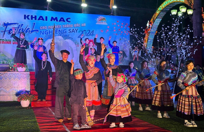 2025년 박하 축제 nghieng-say-mua-thu.jpg