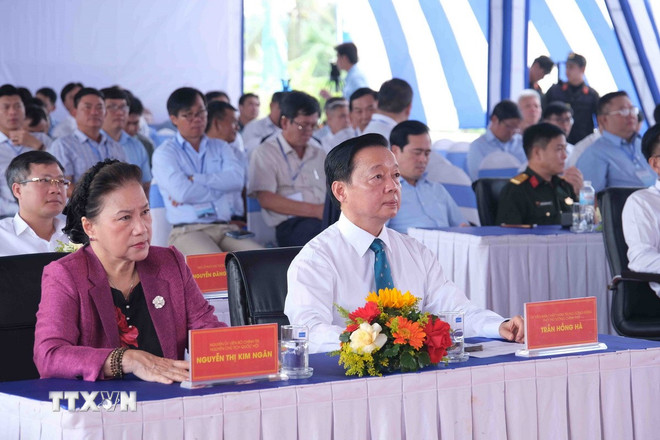 ttxvn-khanh-thanh-thong-xe-ky-thuat-cao-toc-can-tho-ca-mau.jpg