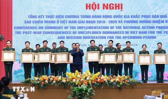 ttxvn-thu-tuong-du-hoi-nghi-tong-ket-chuong-trinh-hanh-dong-quoc-gia-khac-phuc-hau-qua-bom-min-sau-chien-tranh.jpg
