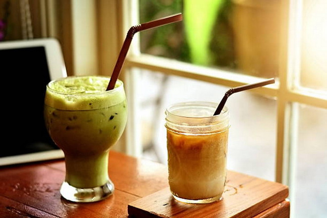 A matcha és a kávé egyaránt energiát adó italok. (Fotó: iStock) matcha-vs-caphe3.jpg