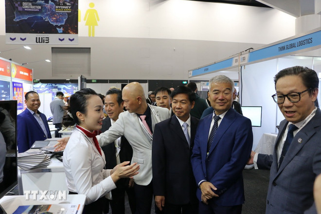 ttxvn-cum-gian-hang-thanh-pho-ho-chi-minh-tai-trien-lam-xay-dung-sydney-2025-1.jpg