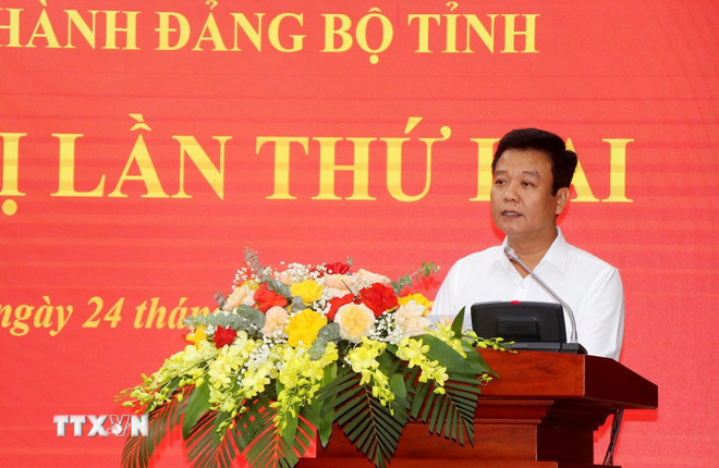 Delegierte sprechen auf der Konferenz. (Foto: Vo Dung/VNA) ttxvn-hoi-nghi-ban-chap-hanh-dang-bo-tinh-quang-tri-lan-thu-hai3.jpg