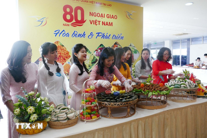 ttxvn-quang-ba-van-hoa-viet-nam-toi-ban-be-quoc-te-tai-lao2.jpg