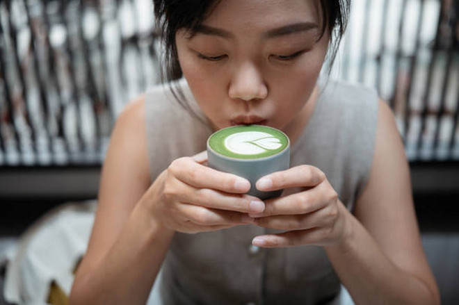 A matcha éberséget és nyugalmat kölcsönöz. (Fotó: iStock) matcha.jpg