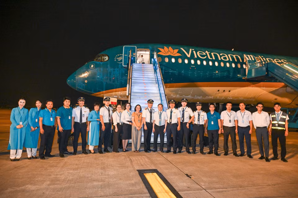 Mỗi chuyến bay đặc biệt của Vietnam Airlines không chỉ là nhiệm vụ mà còn là cam kết của Hãng hàng không Quốc gia trong việc lan tỏa tinh thần nhân ái, kết nối và sẻ chia với bạn bè quốc tế. (Ảnh: VNA cung cấp)