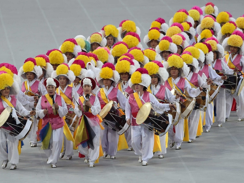 Màn trình diễn trống đặc trưng của Hàn Quốc. (Ảnh: AFP)