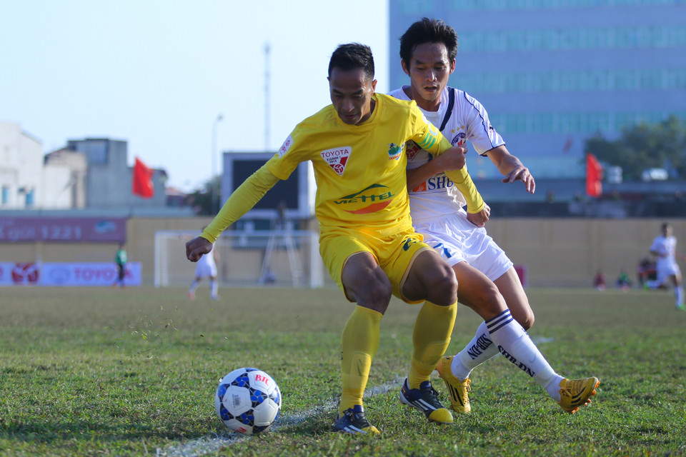 Nhưng SHB Đà Nẵng cũng đã chơi tốt. Sự thận trọng từ cả hai bên khiến thế trận diễn ra giằng co và không có quá nhiều tình huống nguy hiểm. (Ảnh: Minh Chiến/Vietnam+)